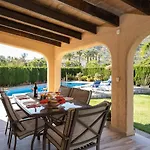 Villa Iris